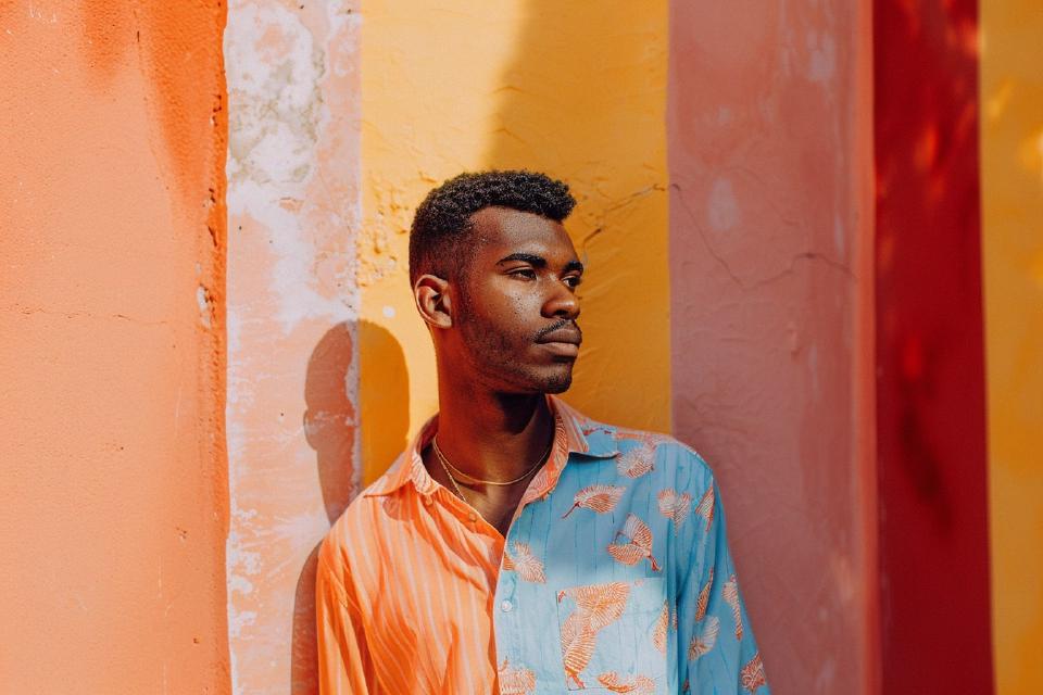5 clear signs a Taurus man is testing you